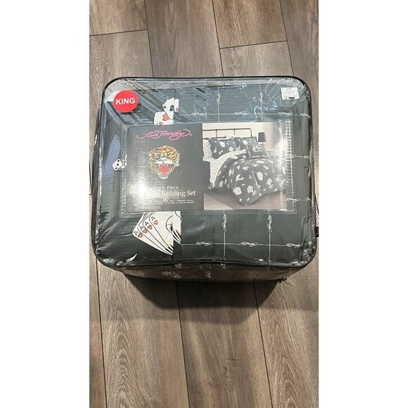 New Ed Hardy King 8Pc Complete Bedding Set Comforter Sheet Pillowcase Black - Picture 12 of 12